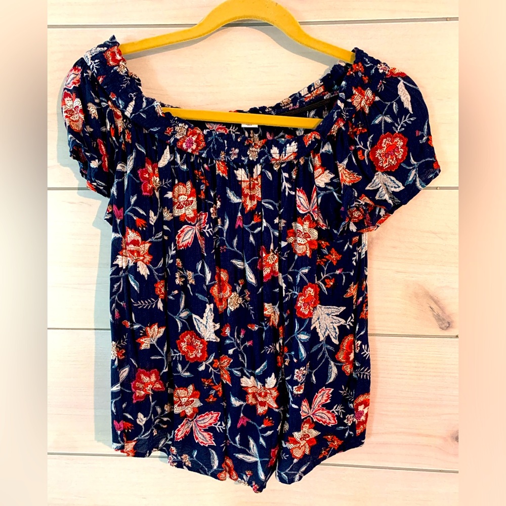 Off the shoulder floral top size M - Picture 1 of 3